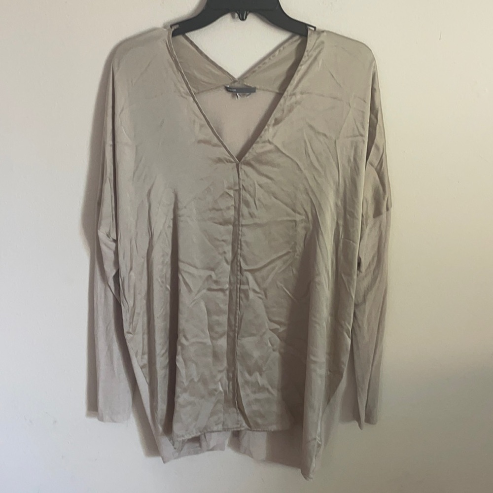 Vince Silk Blend  V Neck Long Sleeve Top Blouse